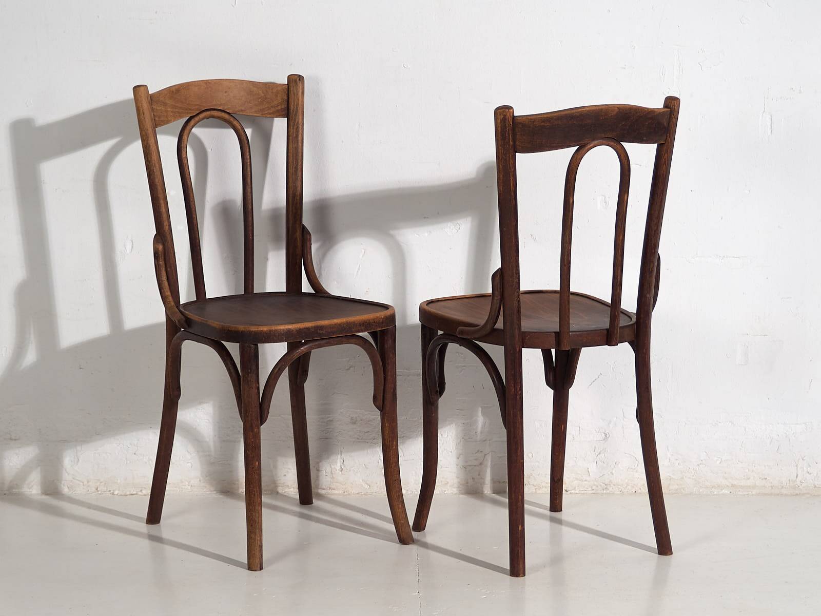 Antique dining chairs (c. 1920). Set of 6, no. 2
