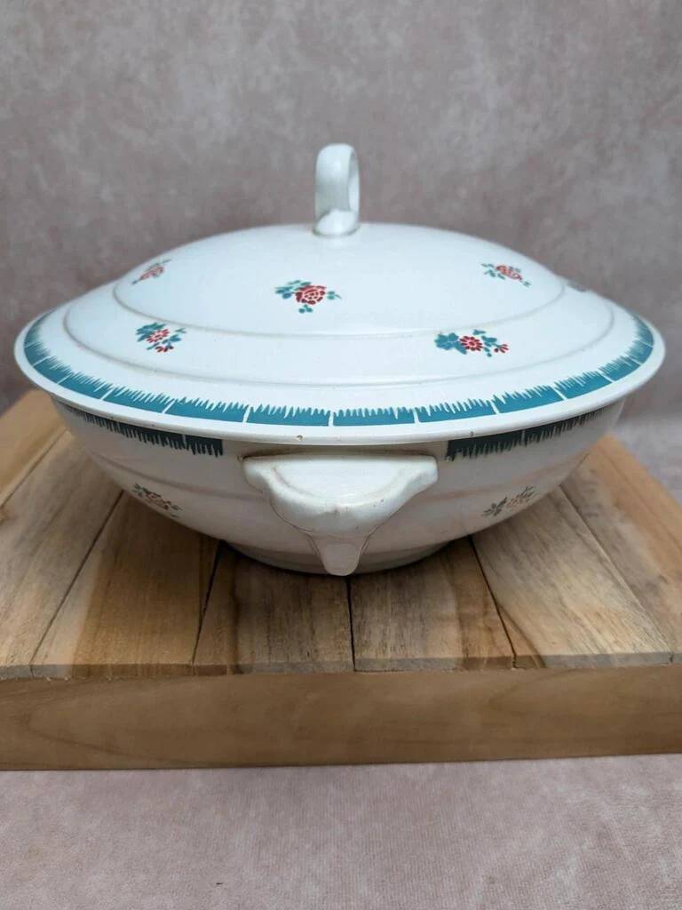 Antique ironstone soup tureen L’Amandinoise