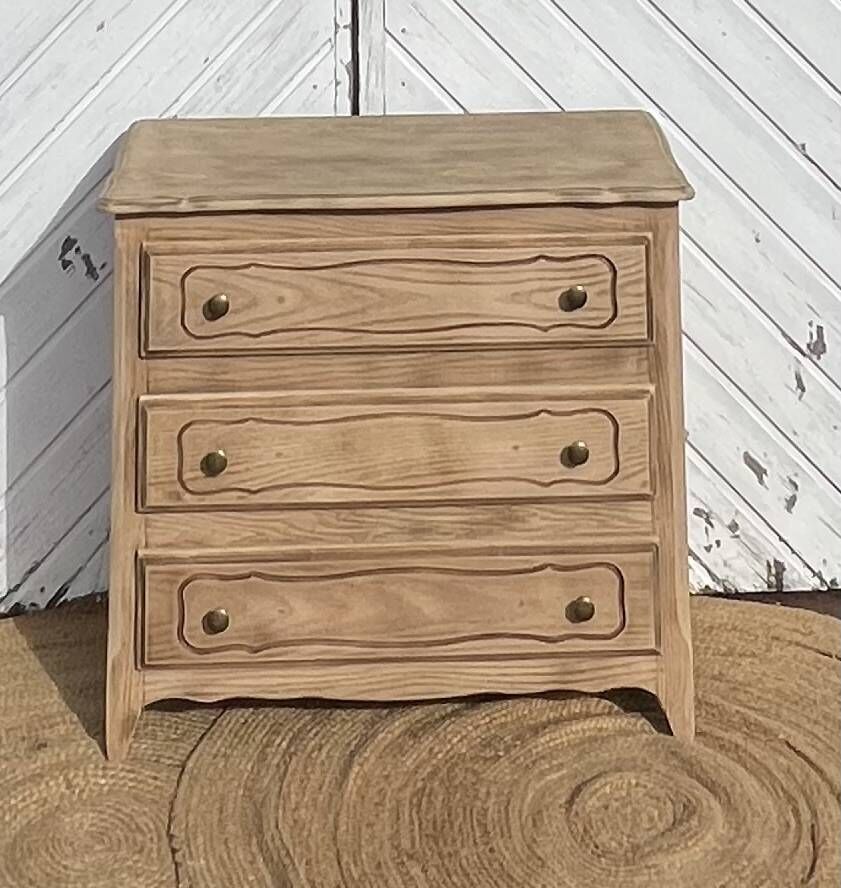 Antique chest of drawers in raw oak with 3 drawers - compass feet