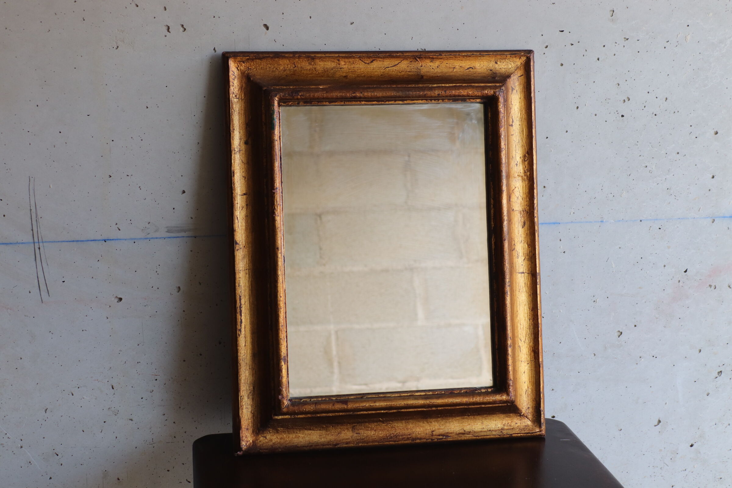 Miroir ancien en bois doré 42x52cm