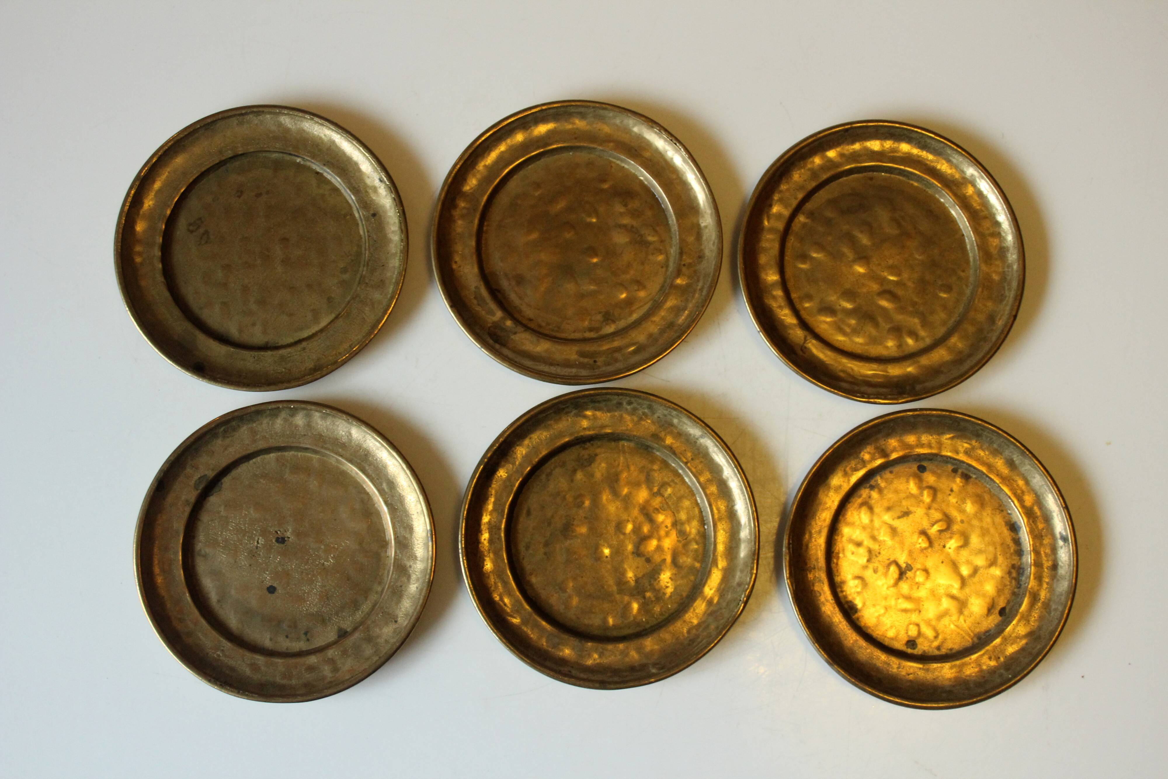 6 solid brass coaster, vintage from the 1950s