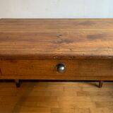 Farm table