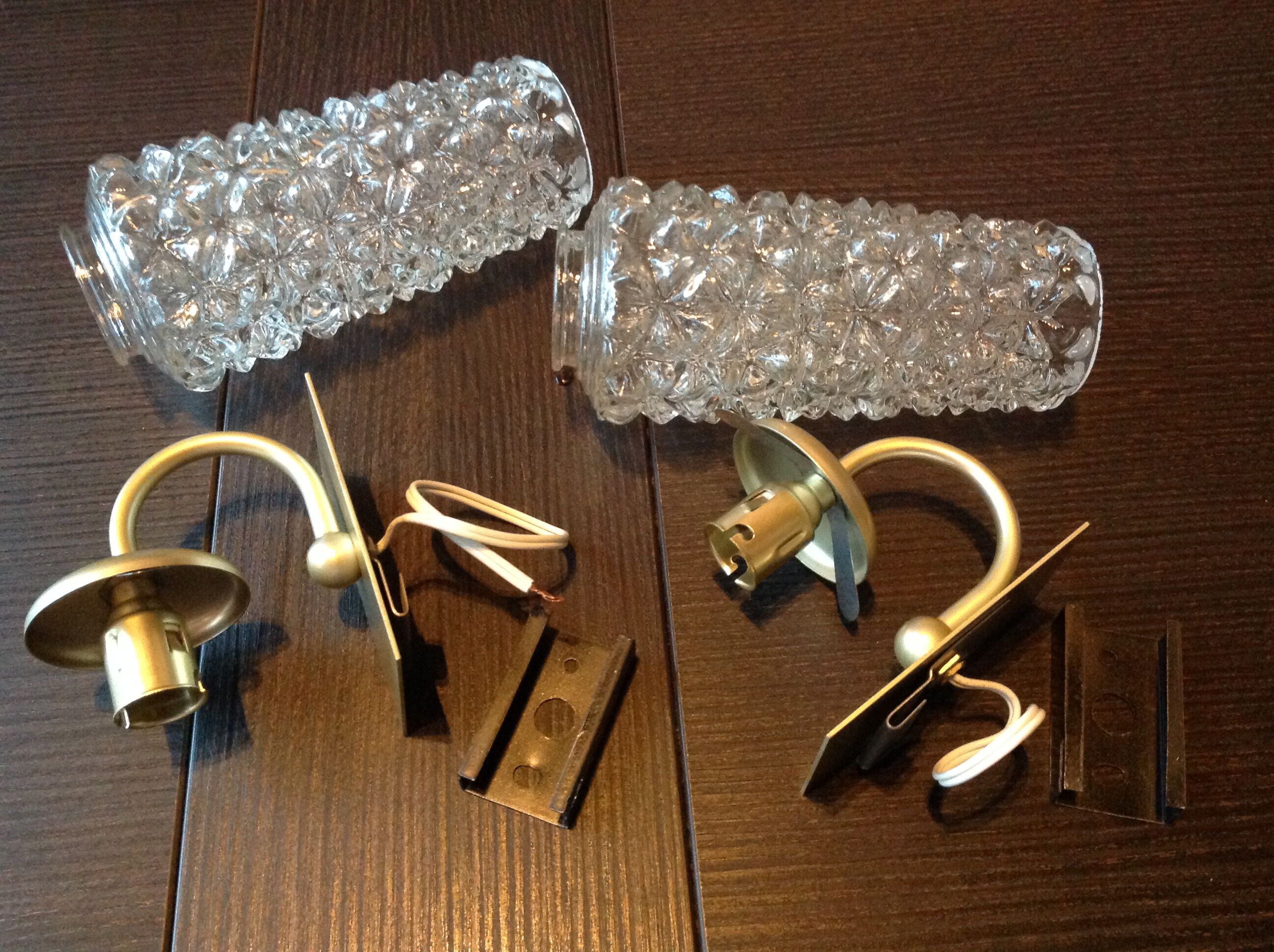 Pair of tulip glass and gold/vintage metal wall lamps 60/70