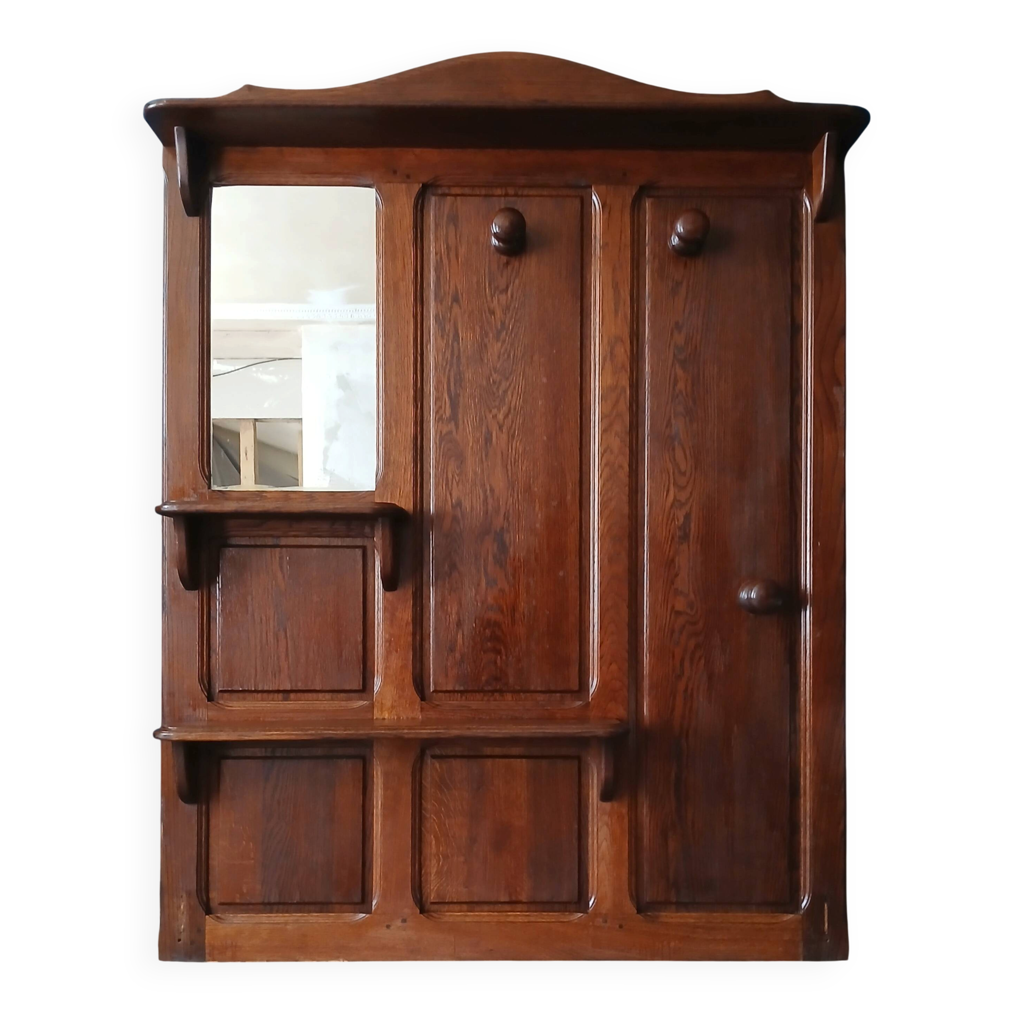 Entrance hall wardrobe in solid oak, pegged, circa 1940.
