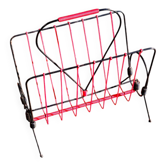 Vintage metal magazine rack and scoubidou - seventies design