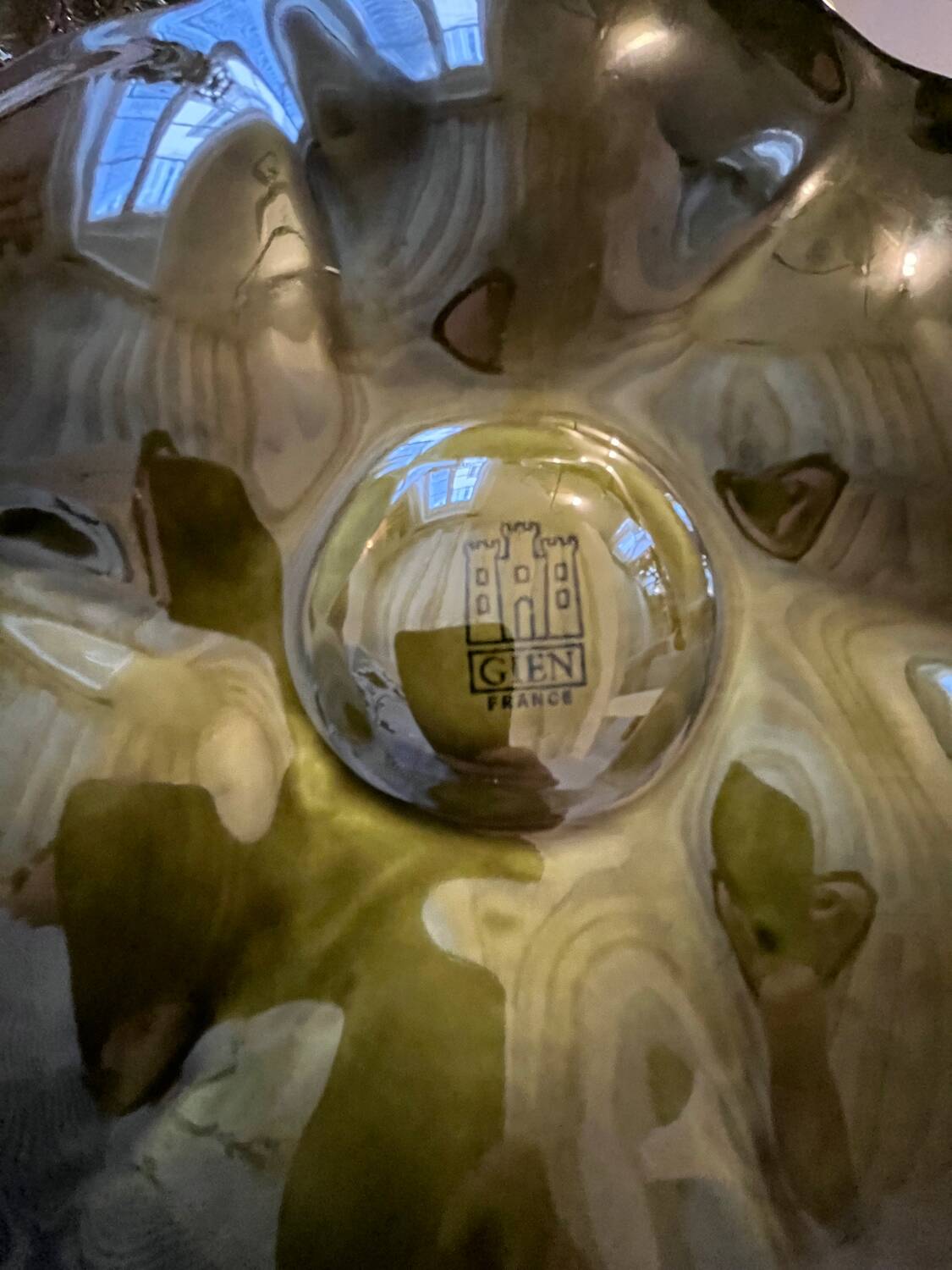 6 Gien oyster plates