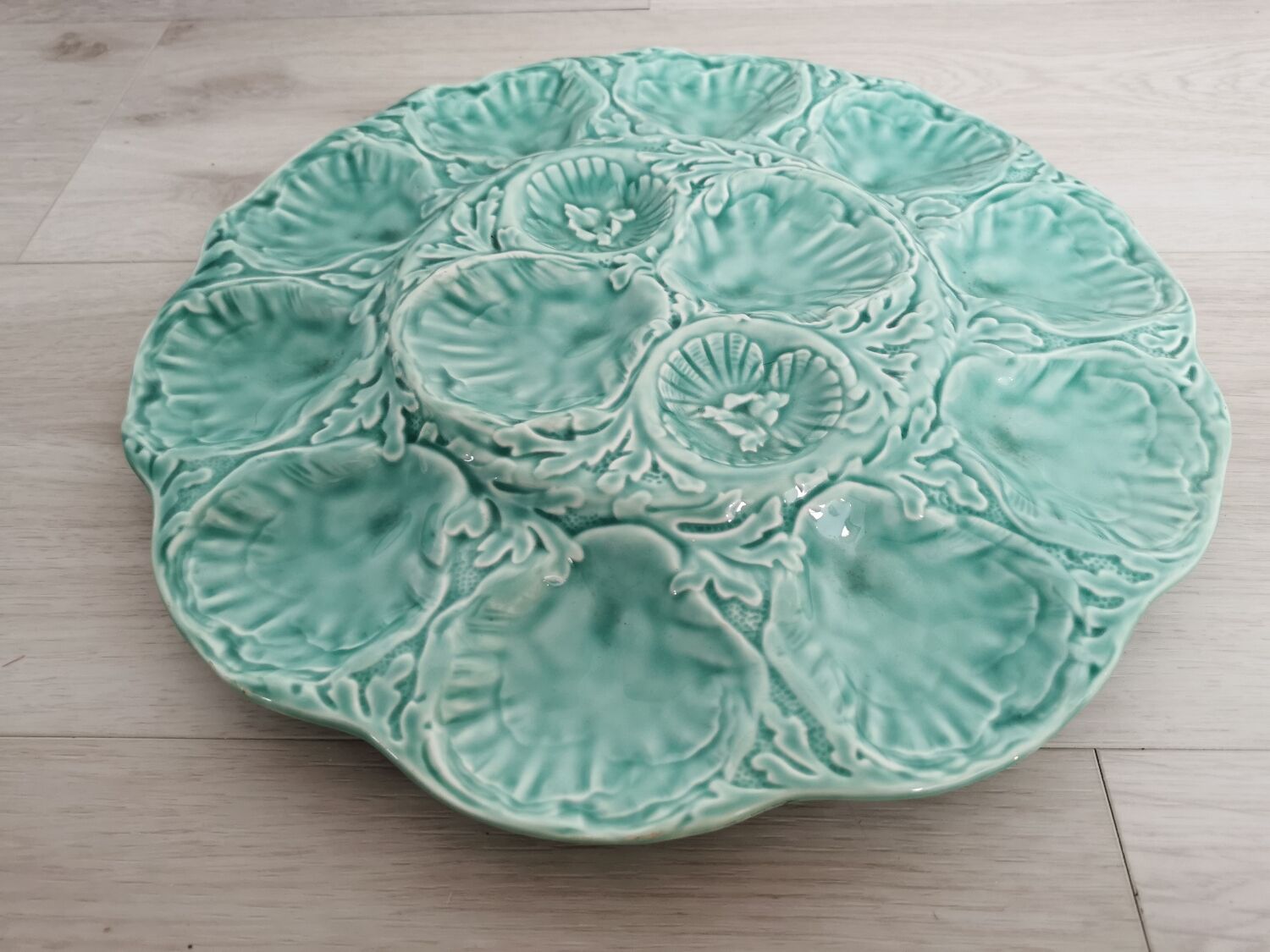 Ceramic serving dish from gien green