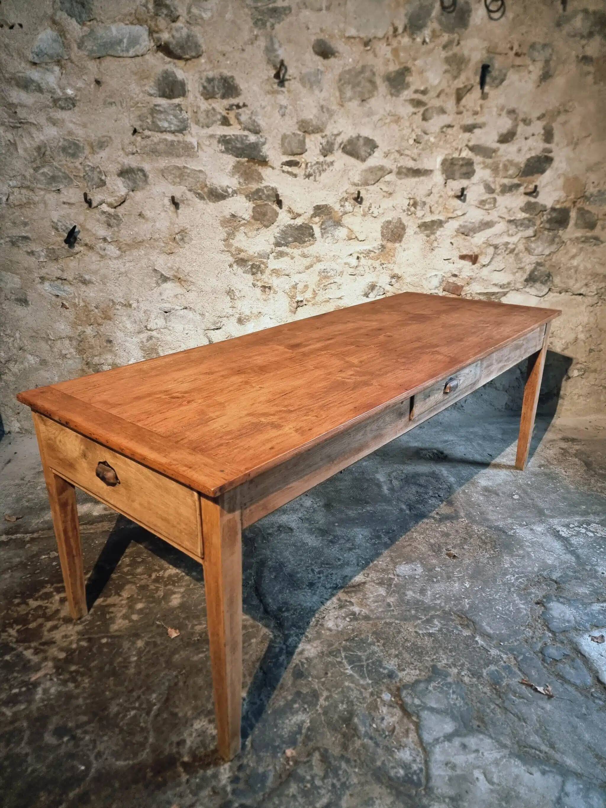 Antique French farmhouse dining table in oak and pine, circa 1900