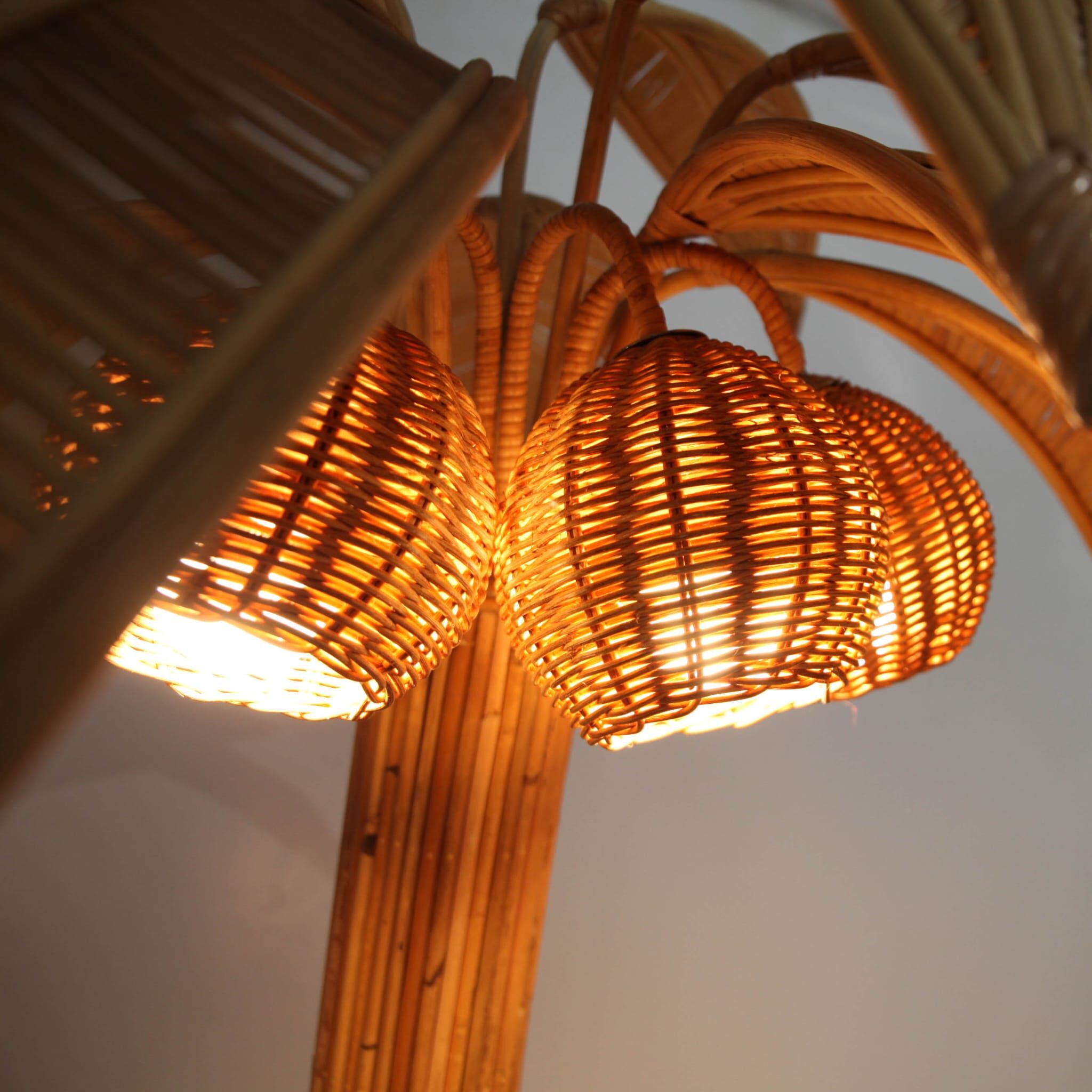 "Palm tree" floor lamp in rattan