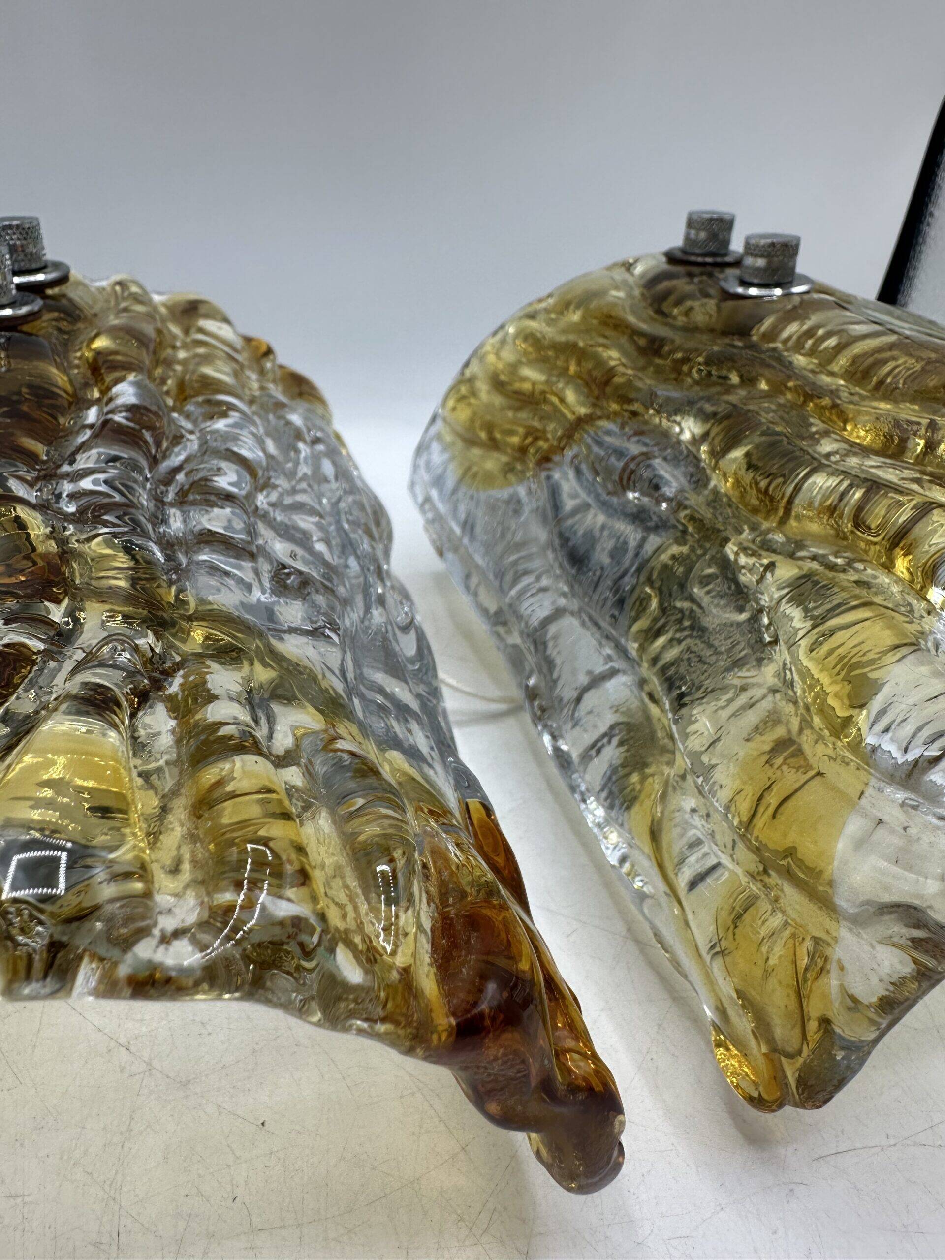 Duo of two-tone Murano Mazzega wall lights 1970