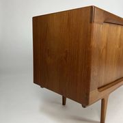 Enfilade en teck danois par Bernhard Pedersen & Søn design vintage des années 60