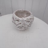 Round wicker pot cover
