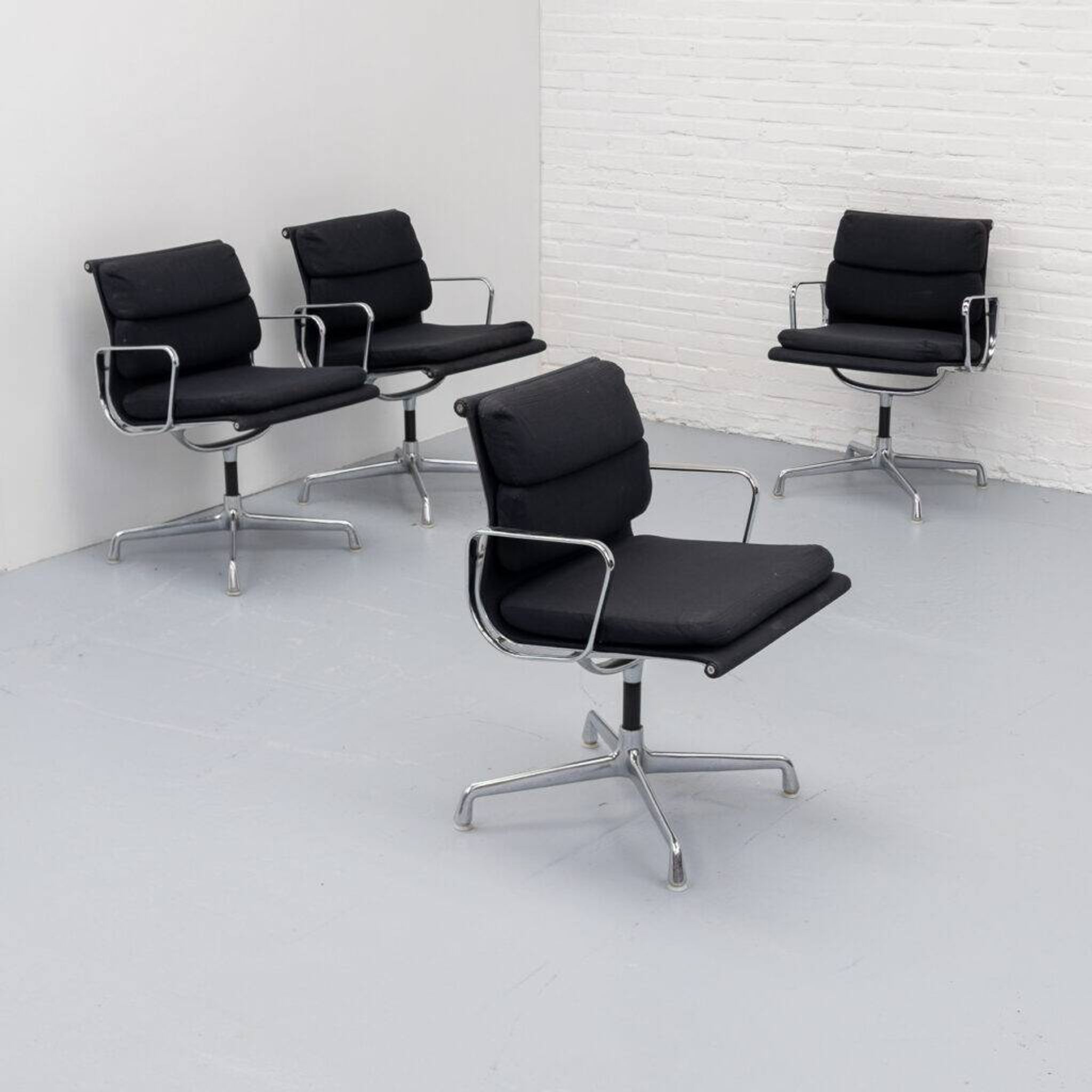 Eames EA208 Soft Pad Chair Herman Miller 1970s