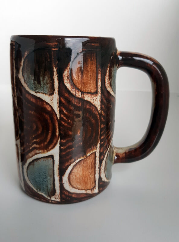 Pair of mugs from J-C Malarmey