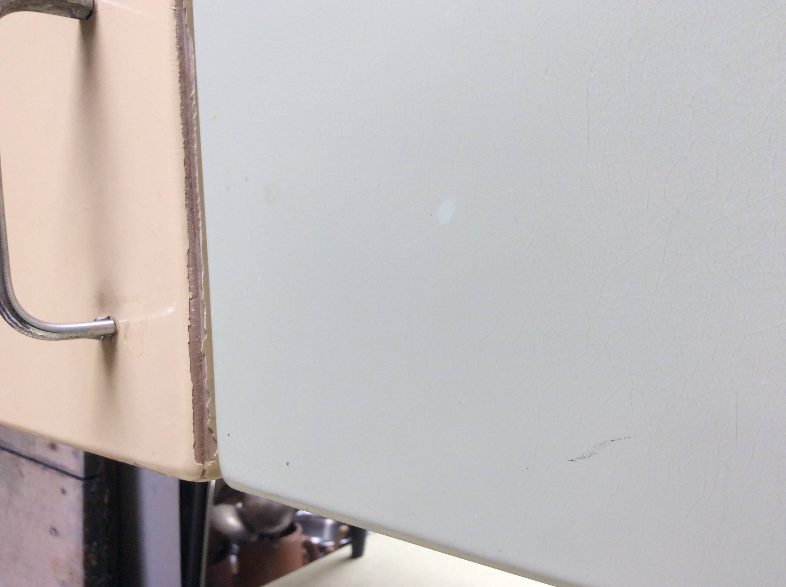 Kitchen sideboard in wood and Formica