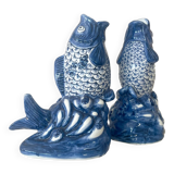 Duo de vases en barbotine ancienne