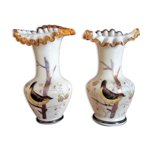 Paire de vases en opaline