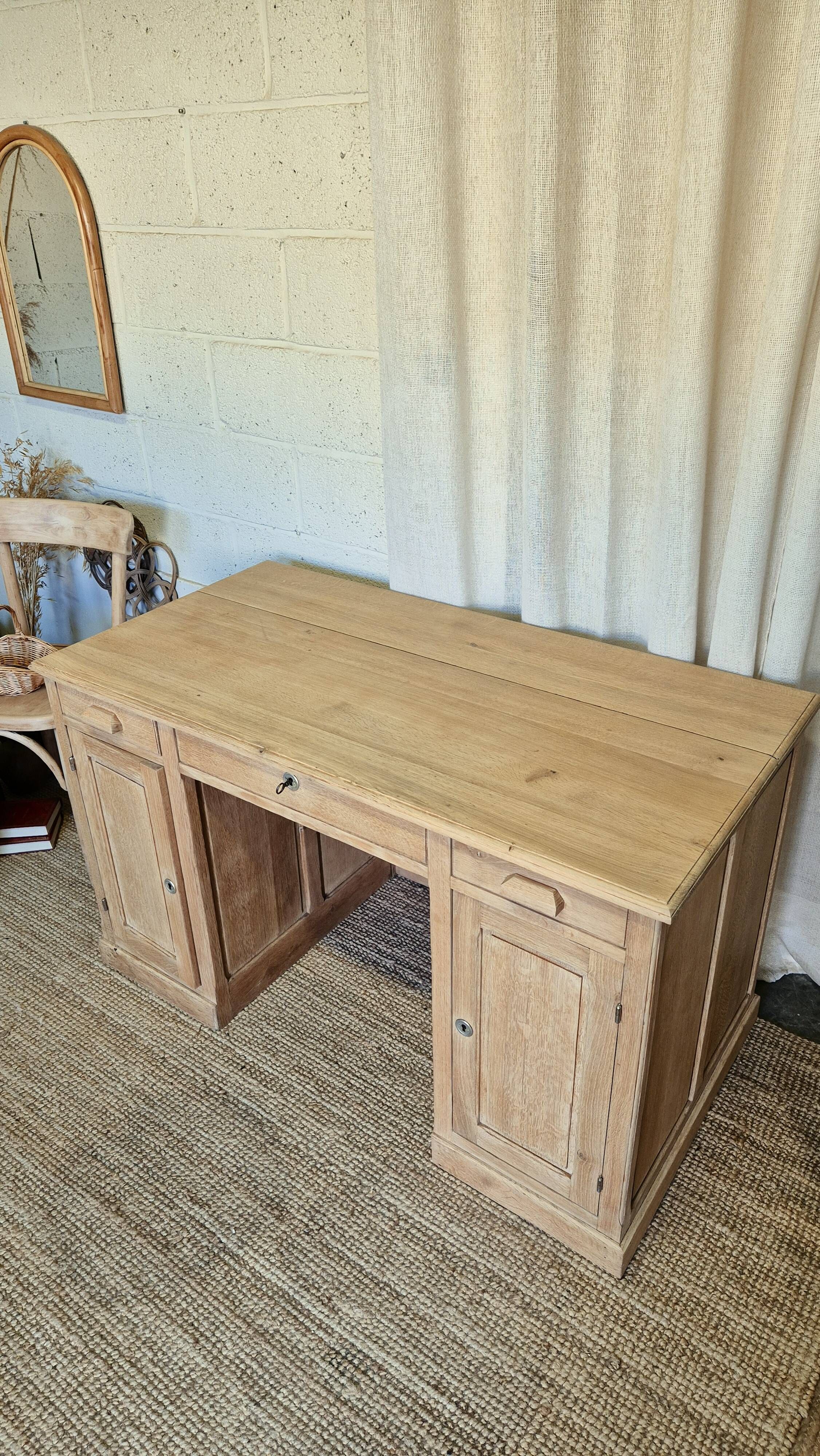 Oak desk
