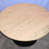 Round coffee table on tulip foot from the 70s