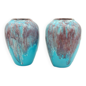 Paire de petits vases