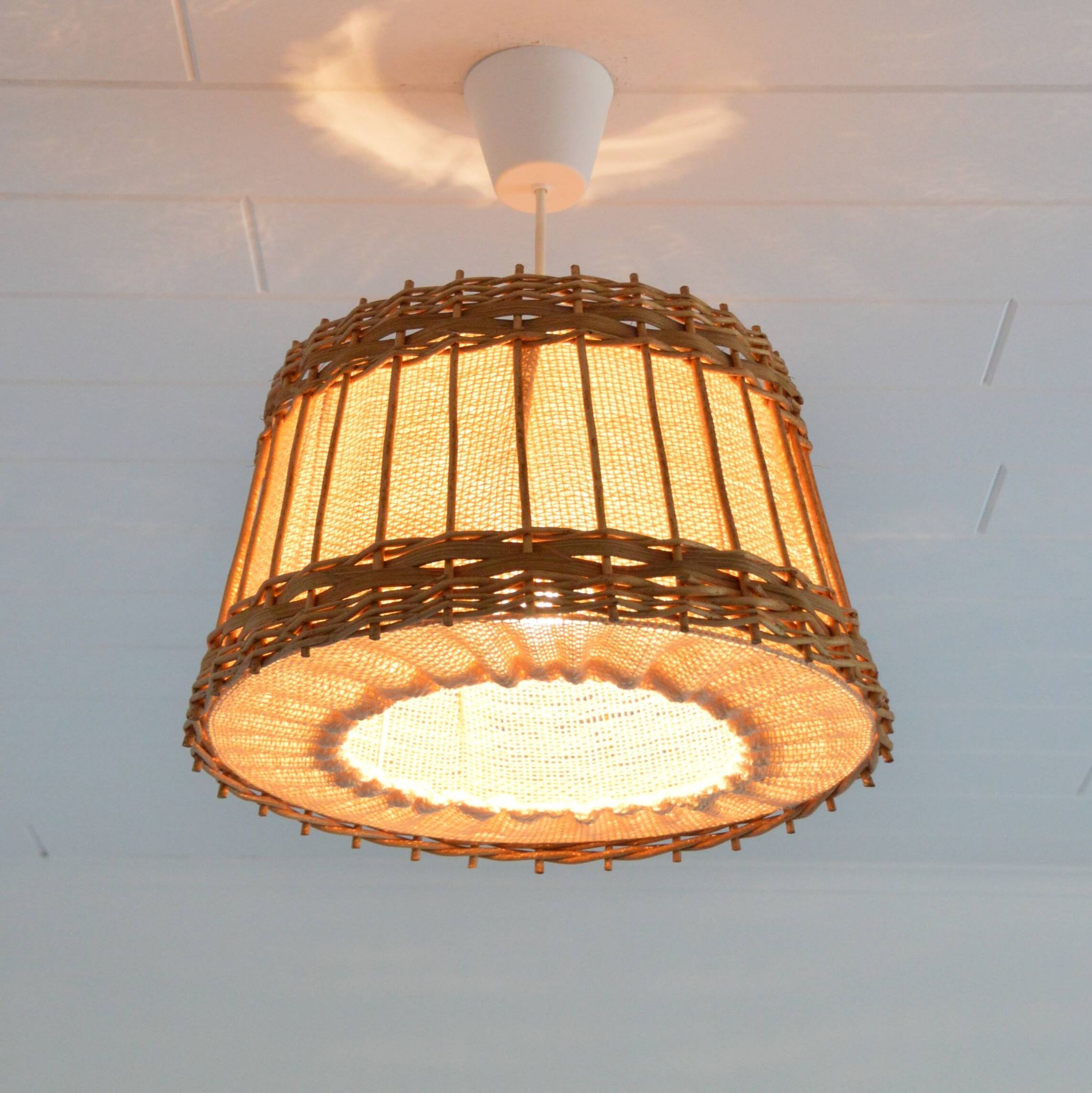 Jute and rattan suspension from the 1970s.