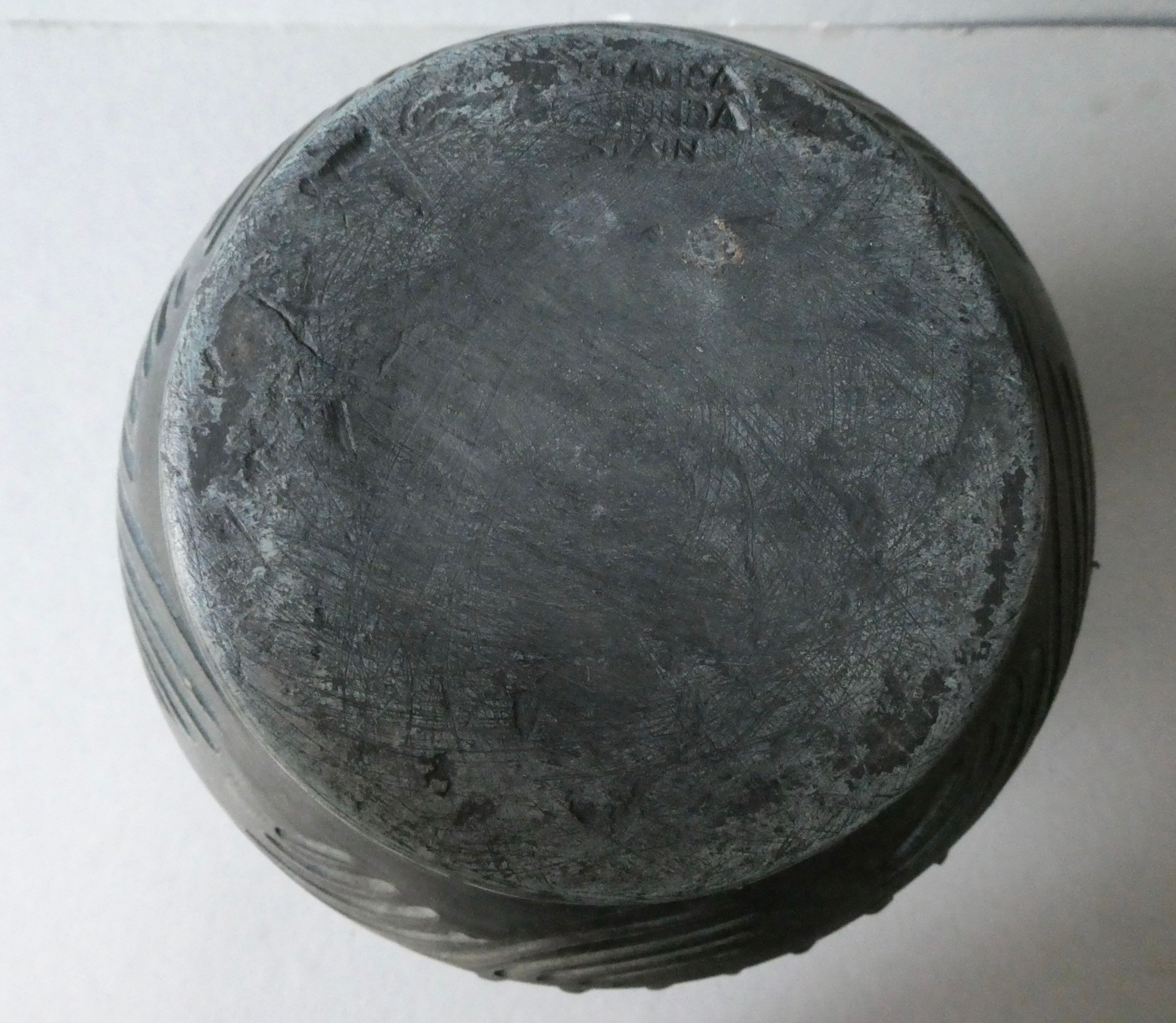 Patinated terracotta vase, brutalist style, Gerunda Spain, height 31 cm