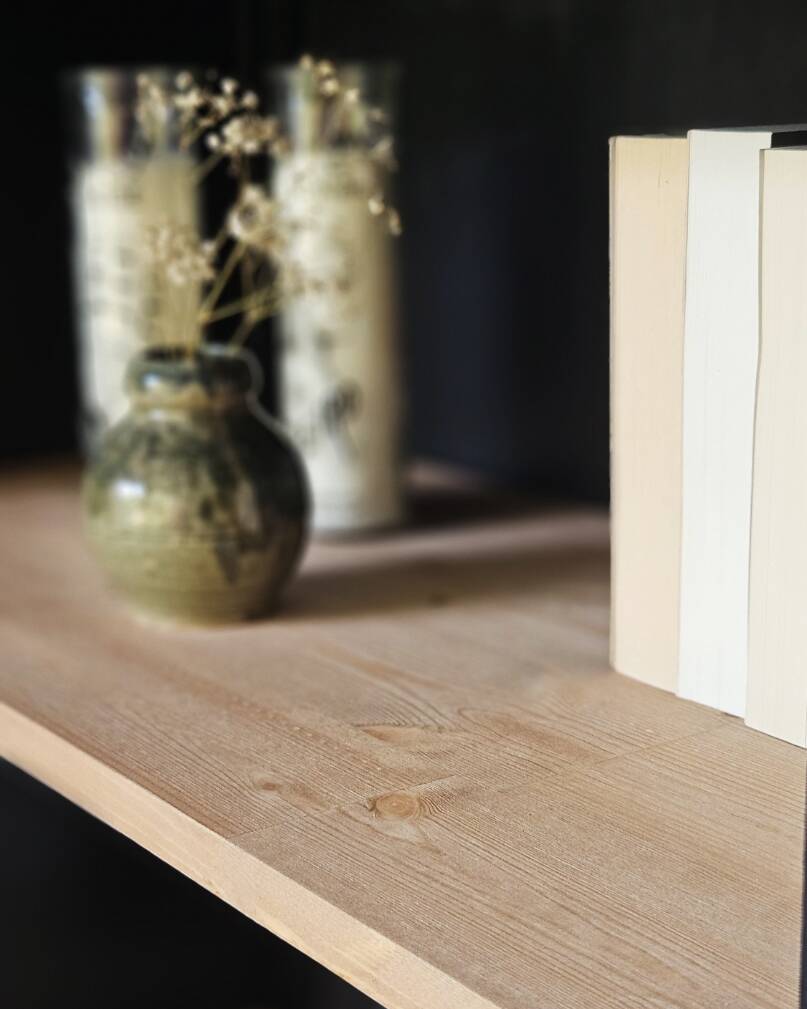 Black and wood bookcase