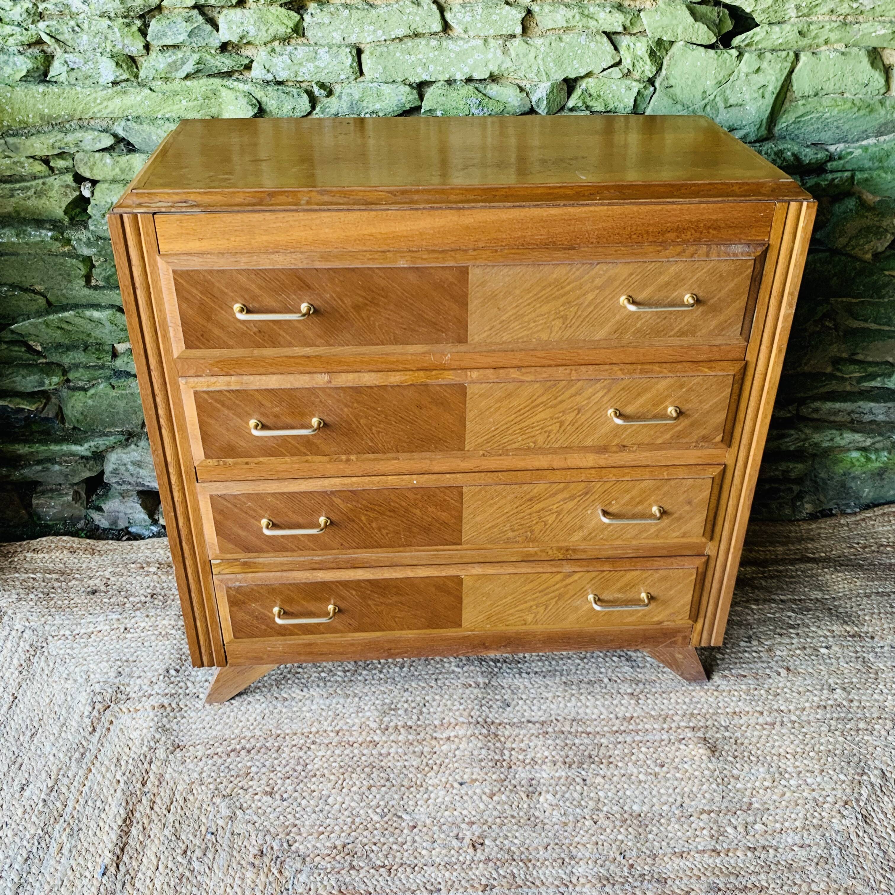 Commode vintage