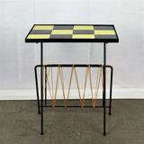 Table d'appoint porte-journaux  1960