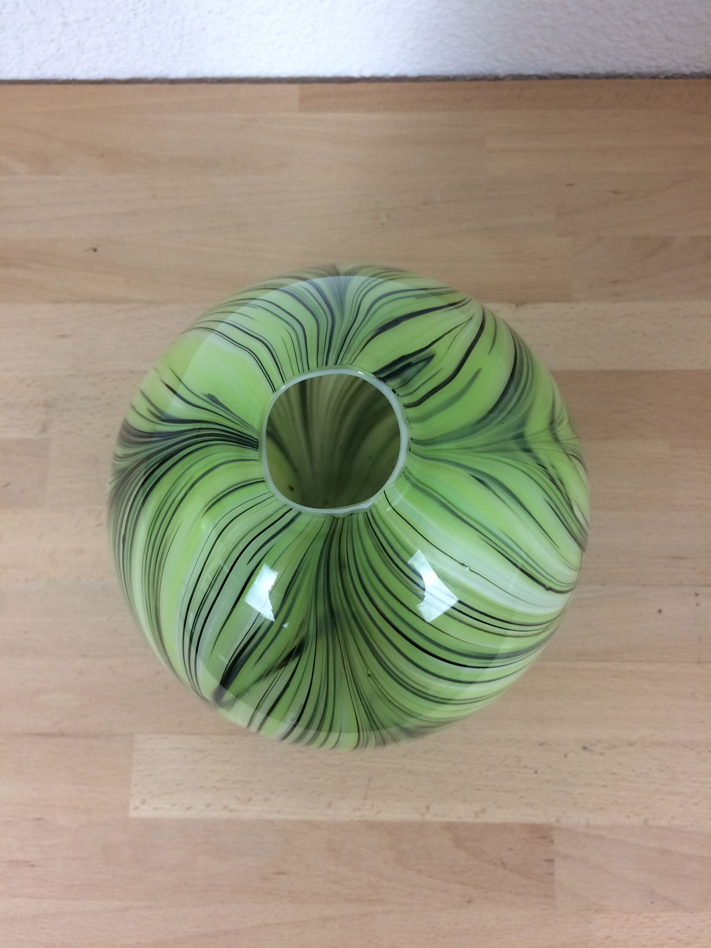 Green jungle chic ovoid glass vase
