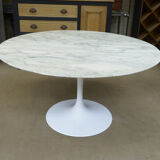 Table ronde "tulipe 137" en marbre d'Eero Saarinen,  knoll 1960