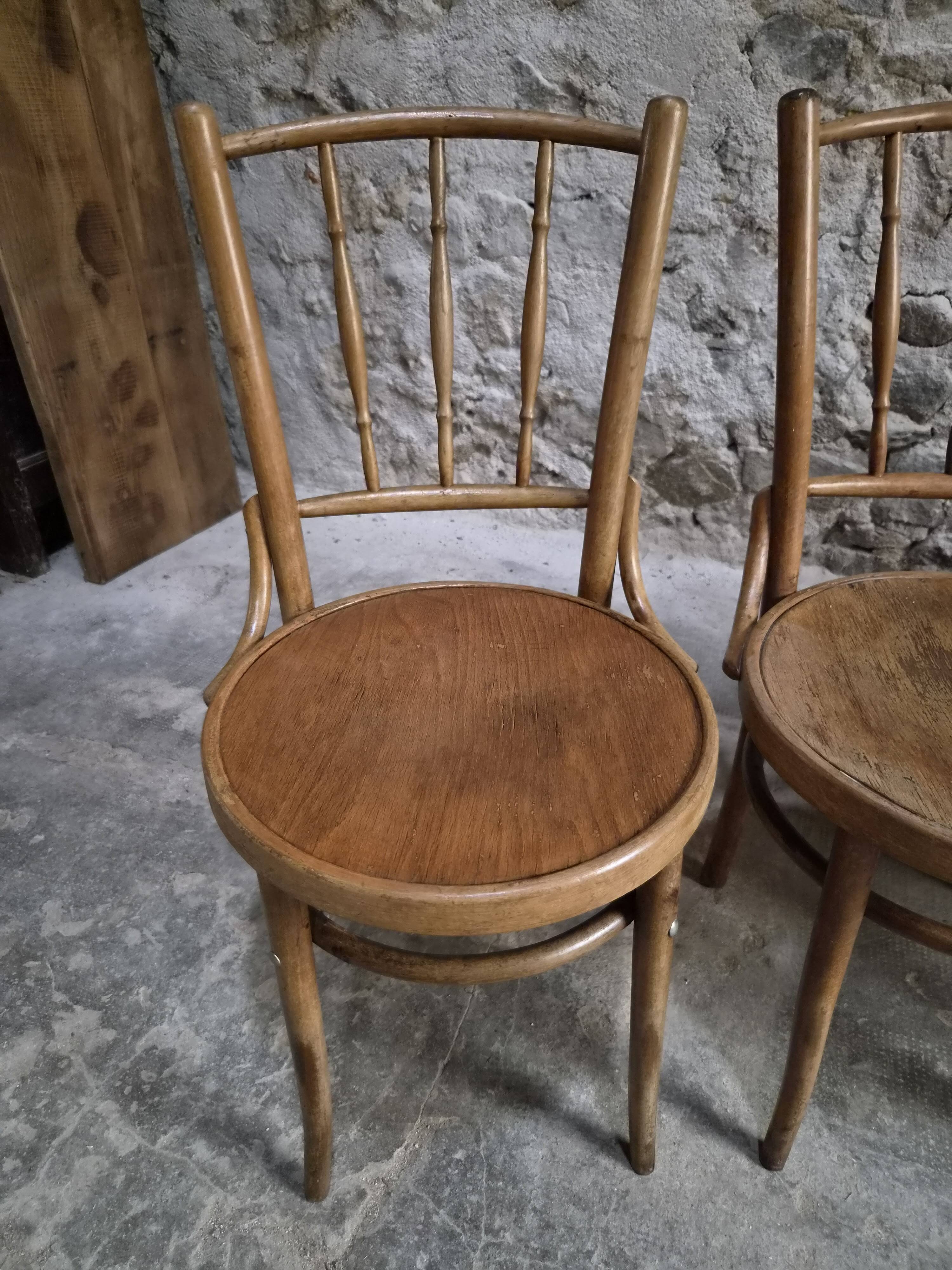 Set of 4 Fischel bentwood bistro chairs, Czechoslovakia, circa 1930–1950.