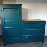 Asymmetrical furniture