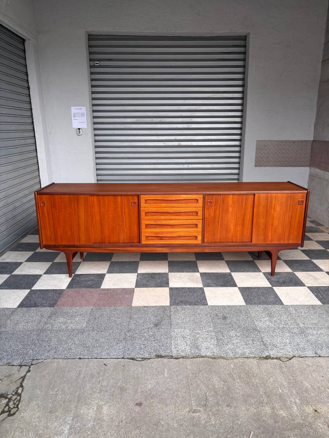 Danish enfilade Johannes Andersen