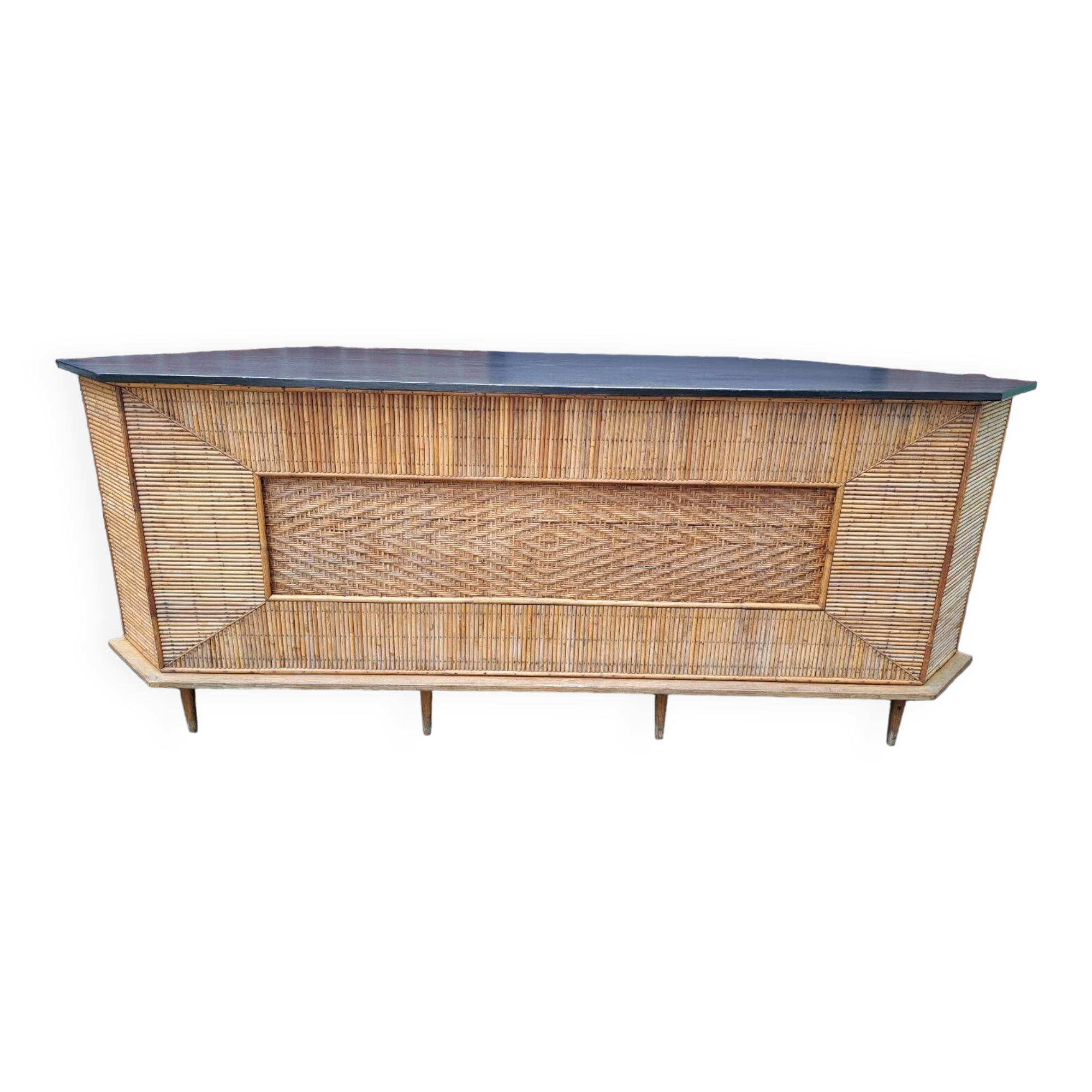 Bamboo and rattan counter