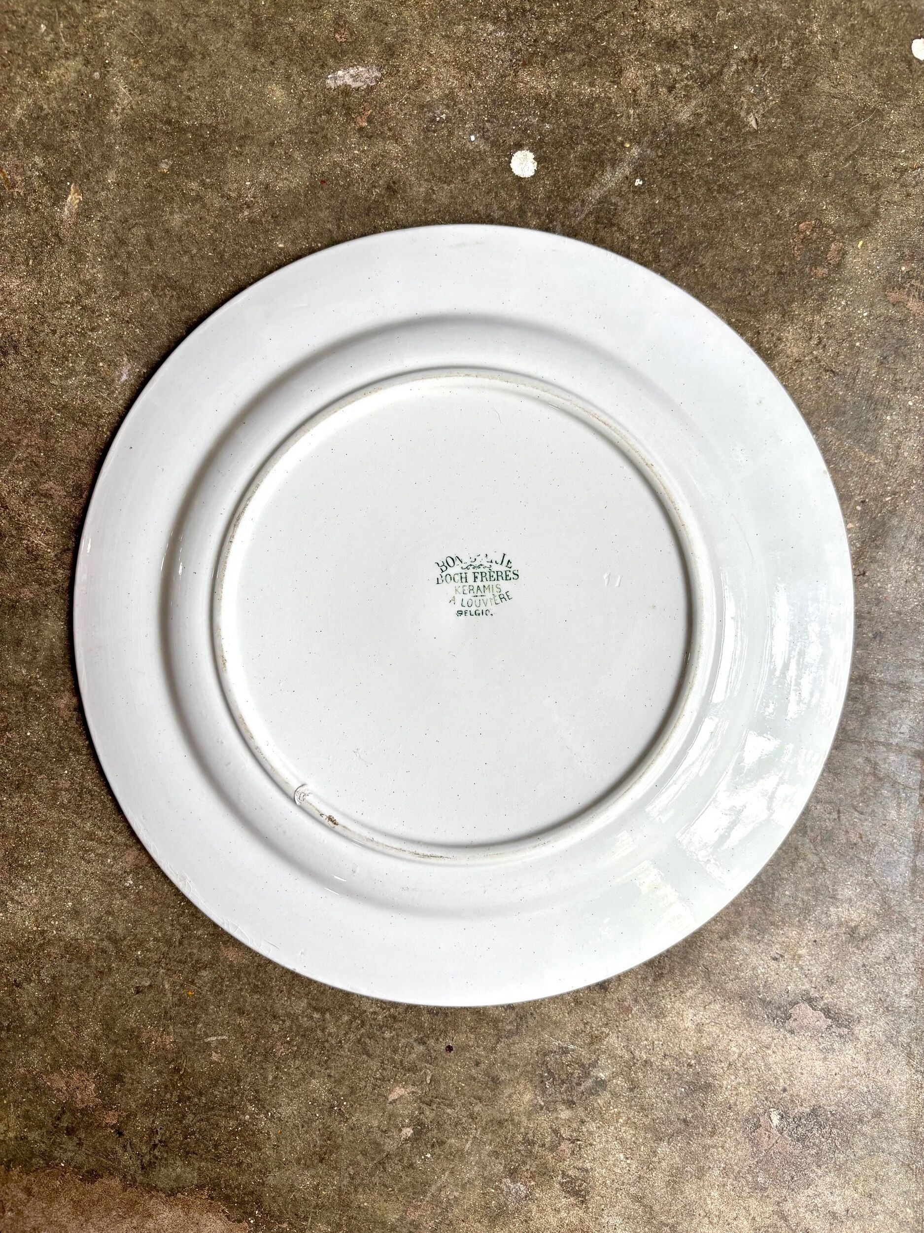 Boch Frères Keramis round dish in green ironstone, "Bonaparte" service