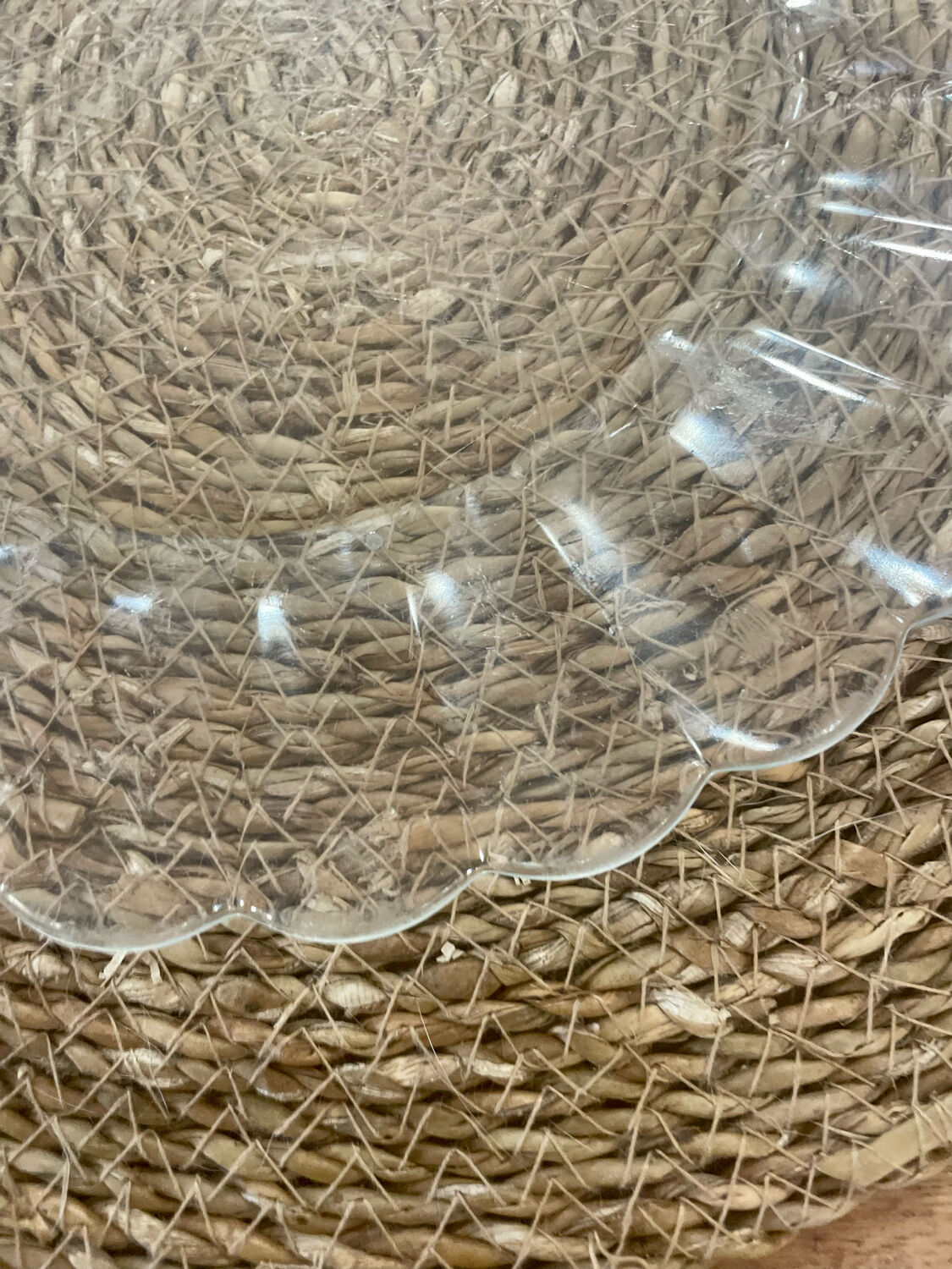 Pair of Dishes Plates Duralex model Marguerite vintage