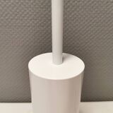 Classic table lamps in white lacquered metal from Danish Horn lighting 1980-90s.