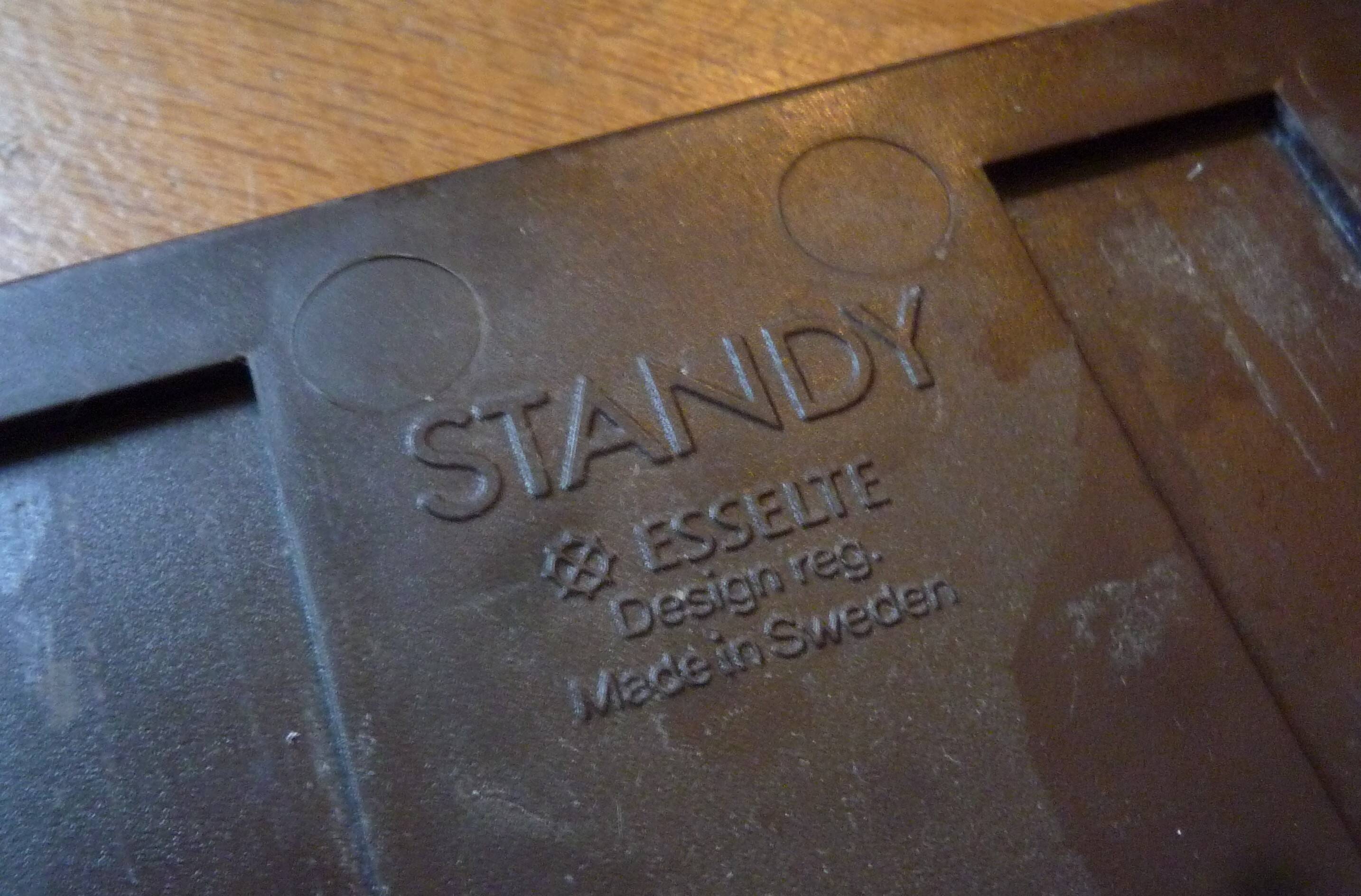 Plastic vinyl record holder, Standy Esselte, vintage 1980s