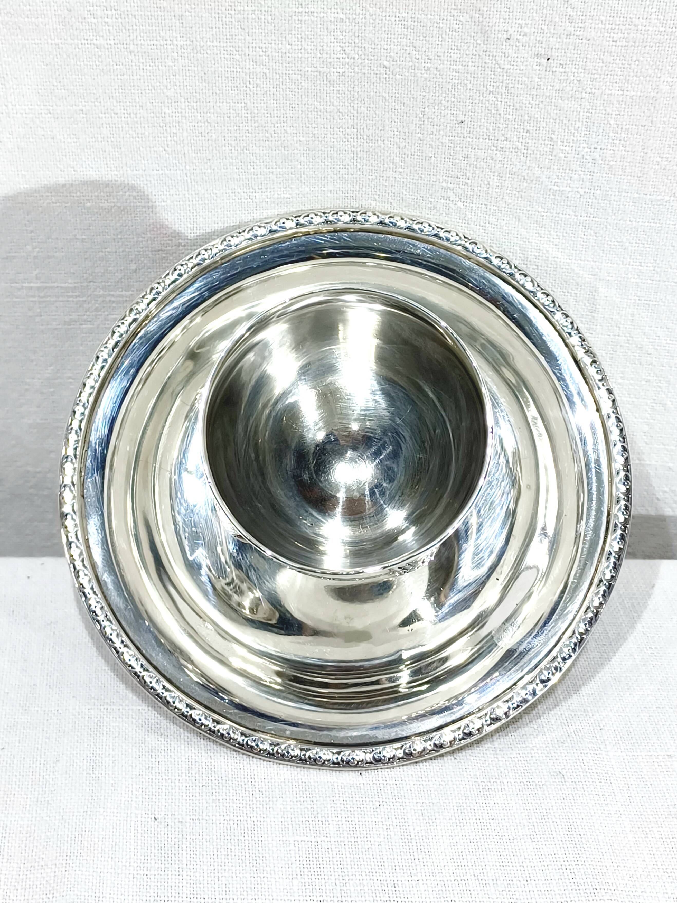 England - Solid silver egg cup