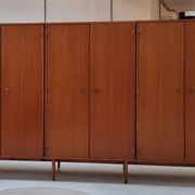 Armoire du milieu du siècle