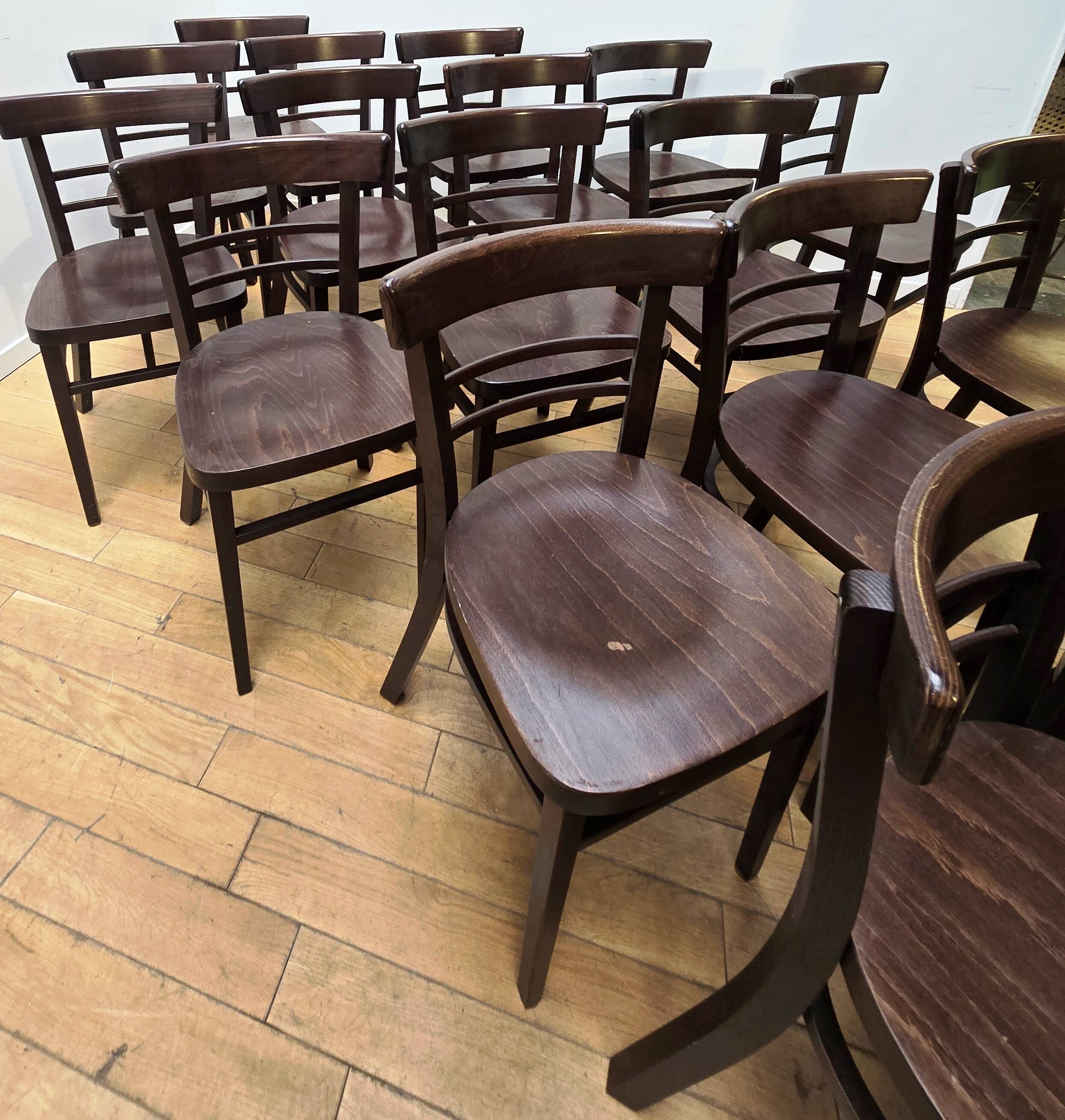 Set of 20 bistro chairs