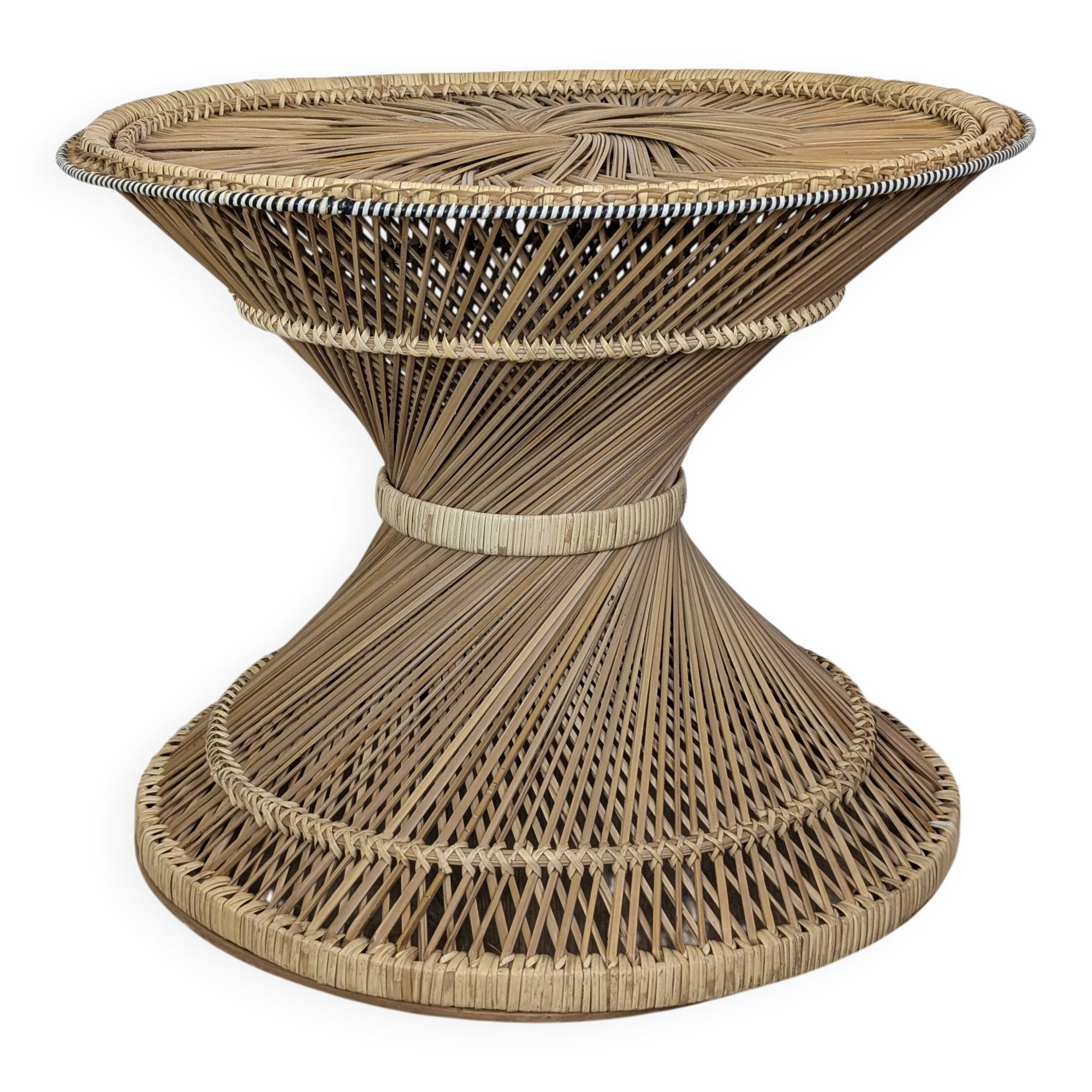 Diabolo rattan coffee table