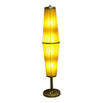 Totem floor lamp from the 60s in yellow granite methacrylate.