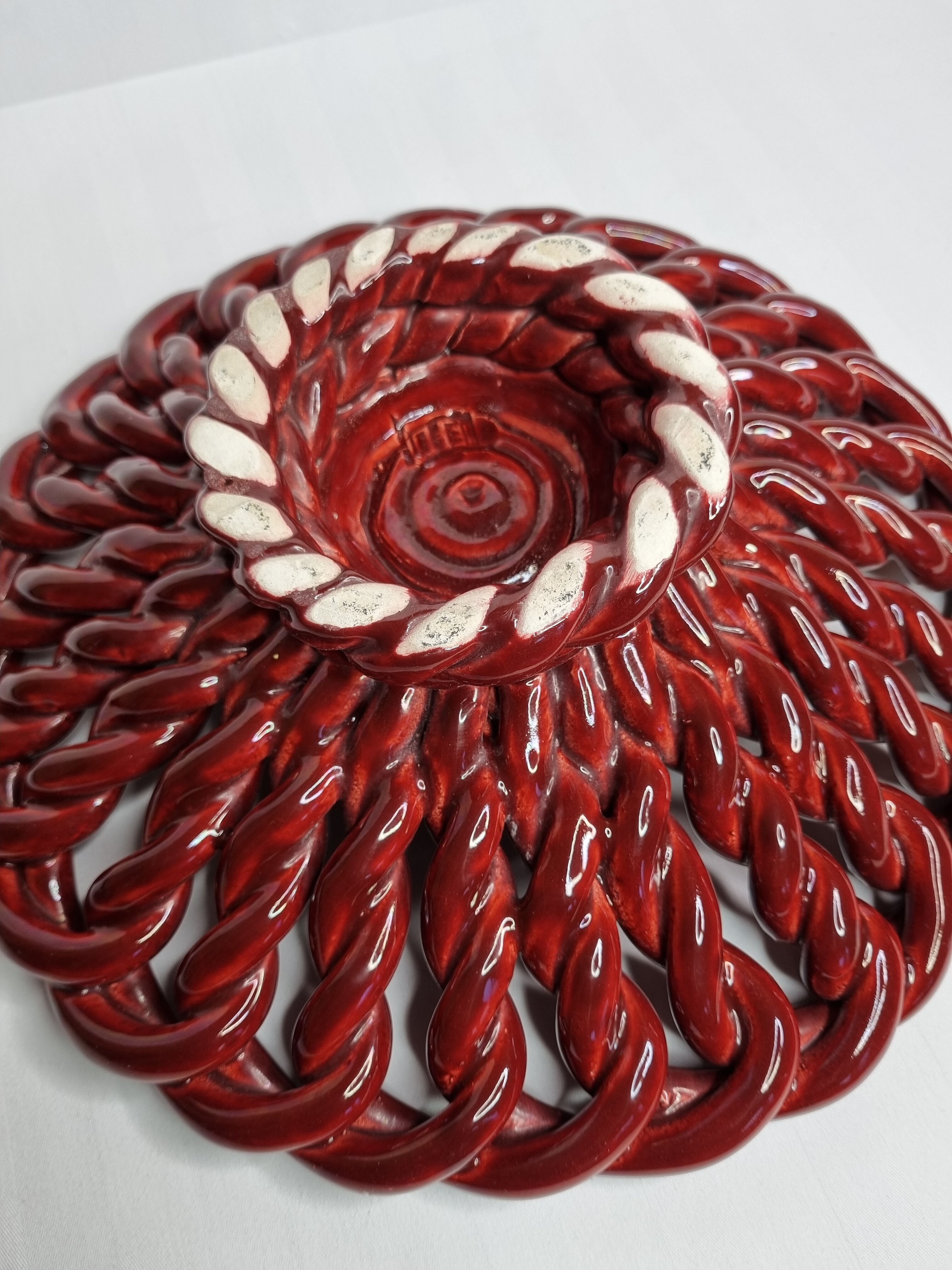 Braided glazed ceramic fruit cup, 33 cm