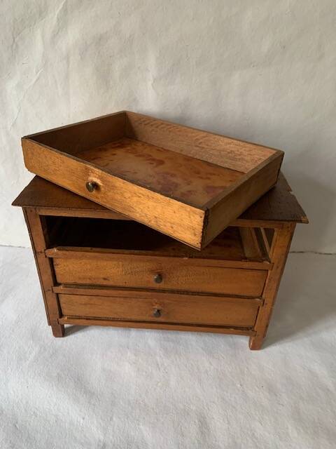 Small old wooden haberdashery chest of drawers, 3 drawers