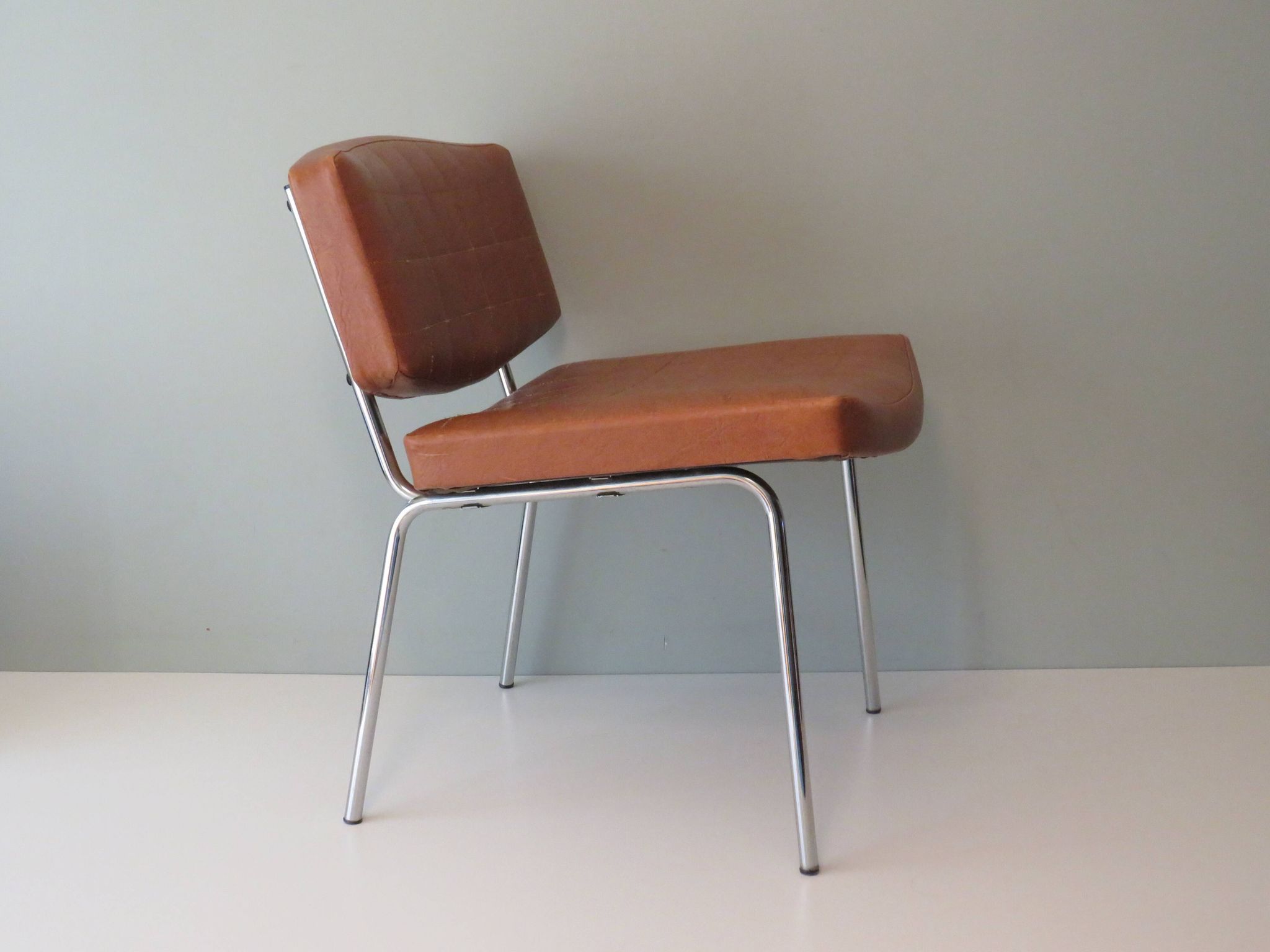 Extra chair, model 'Conseil' designed by Pierre Guariche for Meurop, Belgium 1960