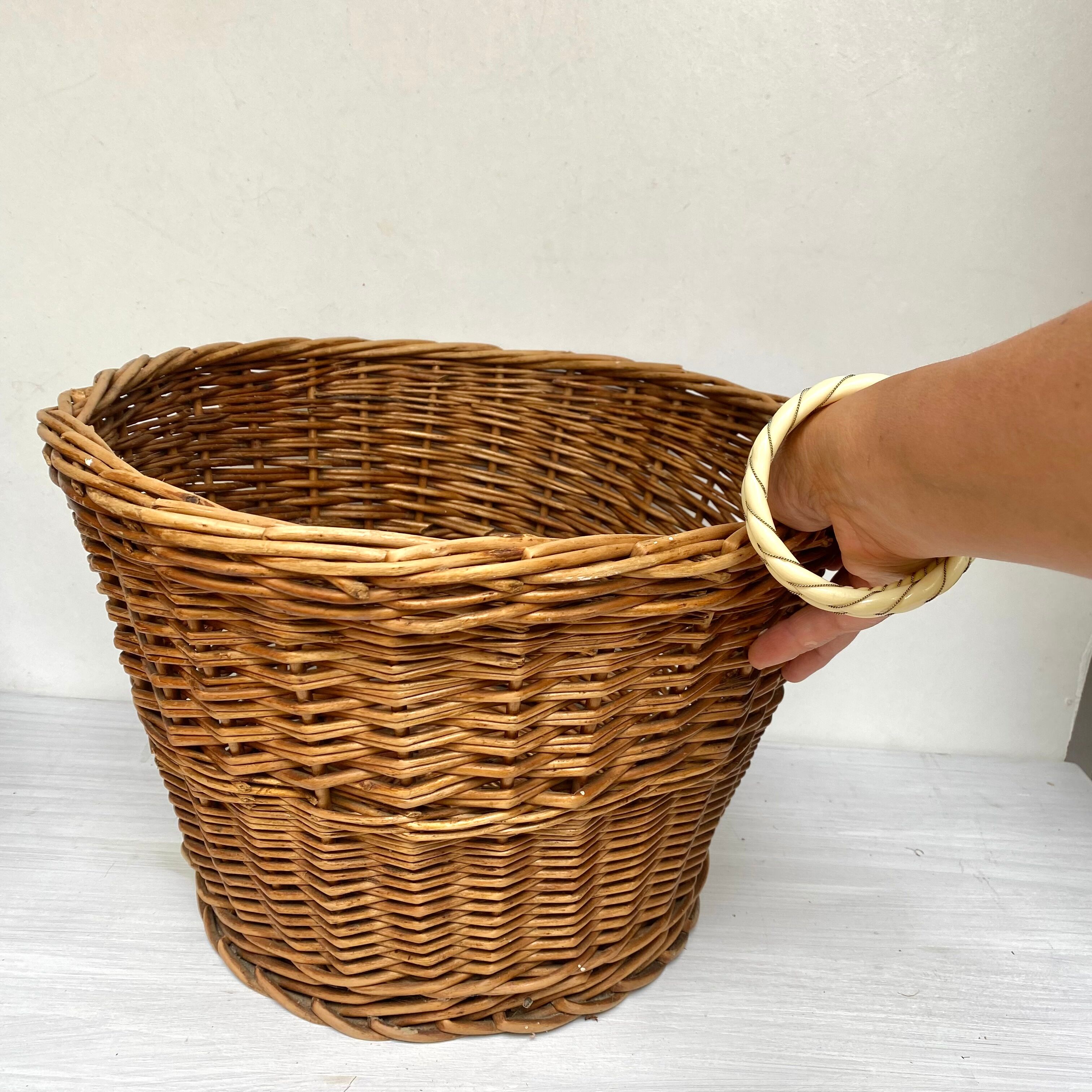 Braided wicker pot cover