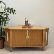 Cabinet de bar vintage « speakeasy »
