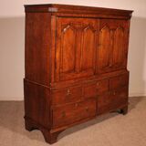 Buffet 2 corps dit cupboard en chêne, XVIIIème siècle